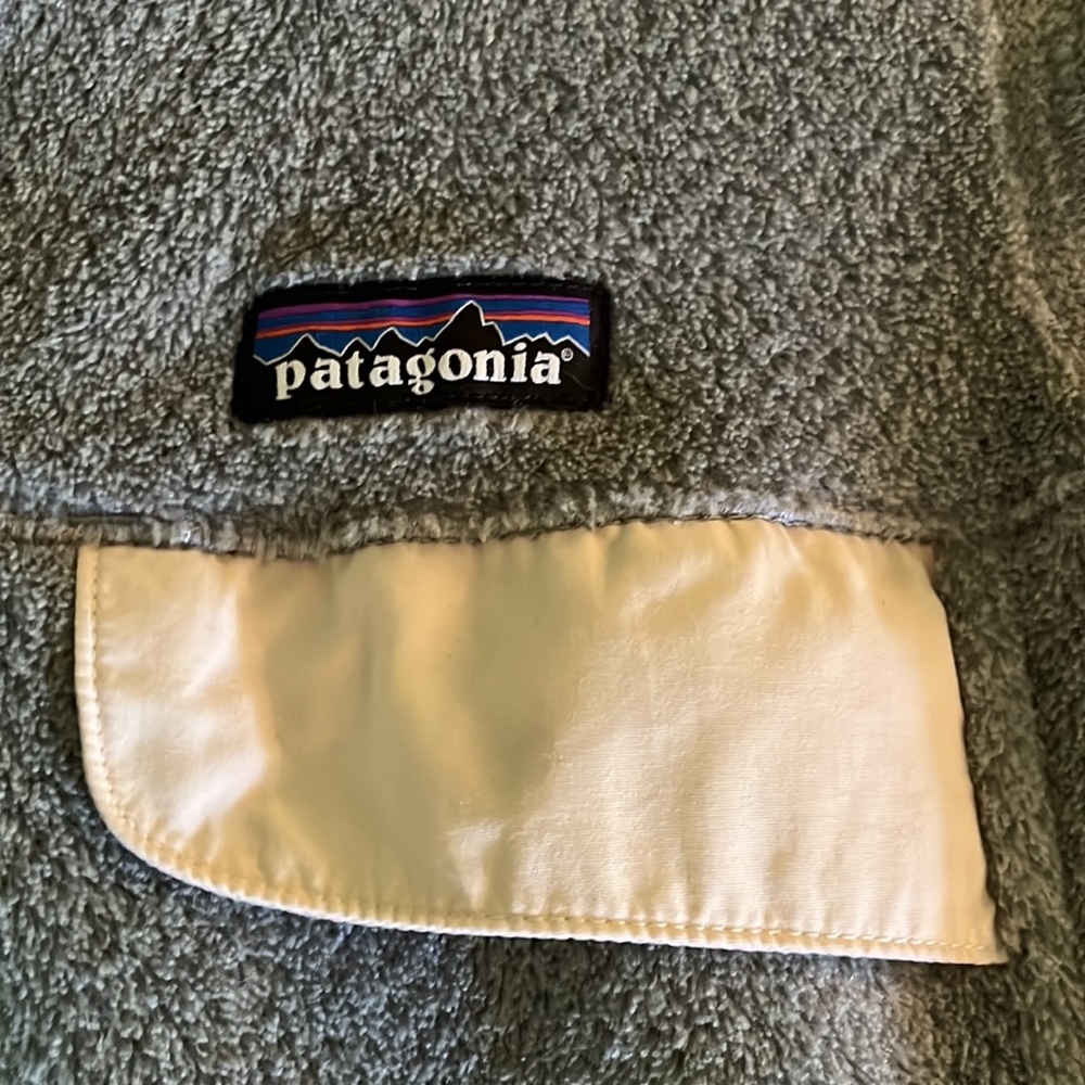 Patagonia pullover - Picture 3 of 4